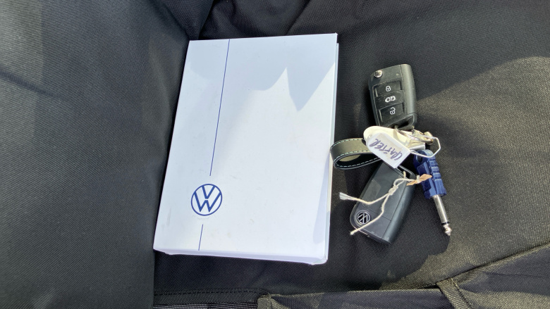 Volkswagen Crafter Cr35 Mwb Diesel 2.0 TDI 177PS Commerce Plus High Roof Van